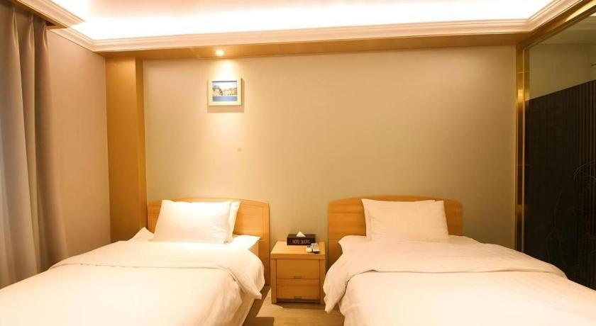 Jeju Sejong Hotel Exterior photo